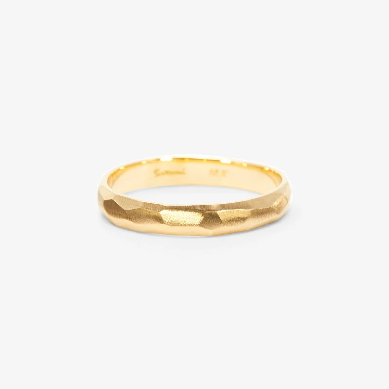 Affordable Gold-Plated Jewelry For Modern Fashion MR0102 | 3.5mm Faceted Band