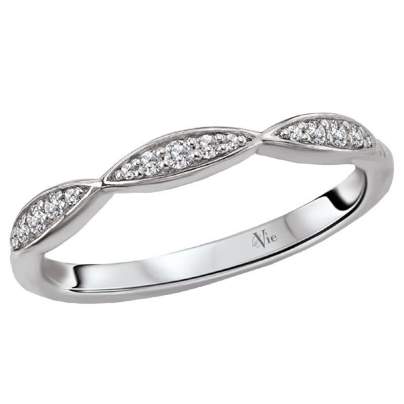 Get Ready To Sparkle – Special Jewelry Discounts Diamond Scalloped Band