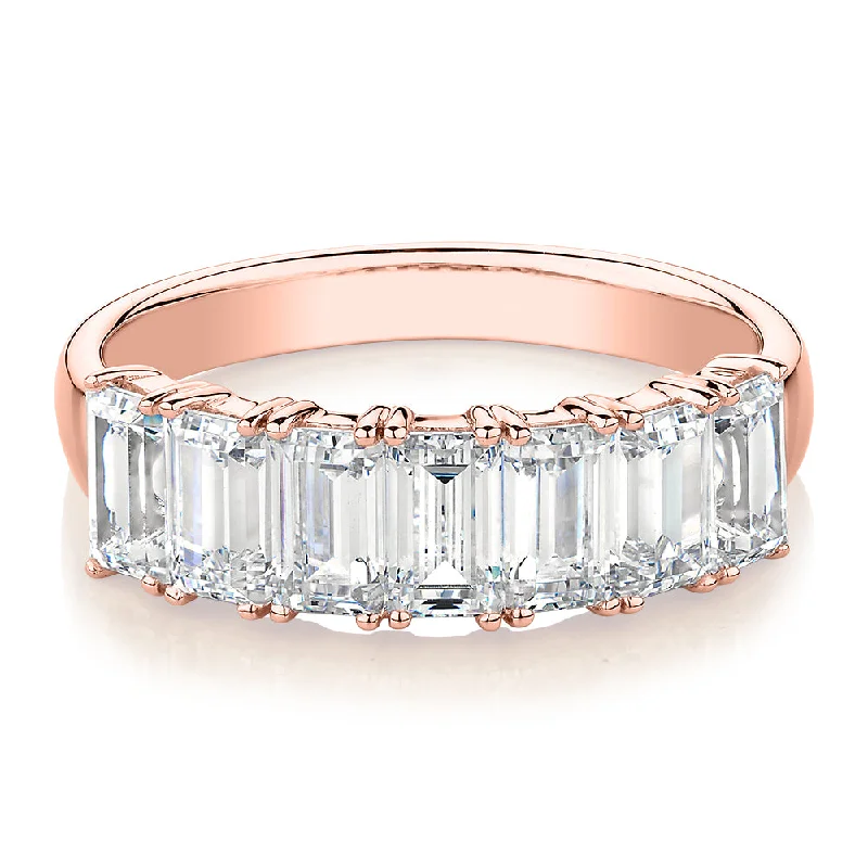 Waterproof Stainless Steel Jewelry For Lasting Beauty Dress ring with 2.1 carats* of diamond simulants in 10 carat rose gold Waterproof Stainless Steel Jewelry For Lasting Beauty Dress ring with 2.1 carats* of diamond simulants in 10 carat rose gold
