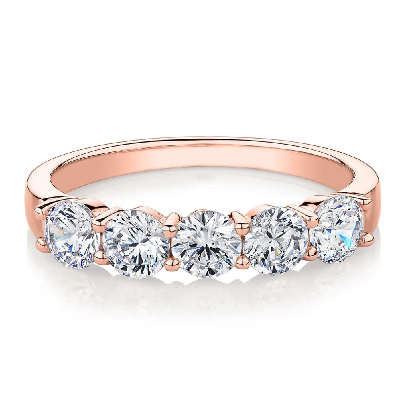 Modern Jewelry At Exclusive Discounts – Shop Today Dress ring with 2.73 carats* of diamond simulants in 10 carat rose gold Modern Jewelry At Exclusive Discounts – Shop Today Dress ring with 2.73 carats* of diamond simulants in 10 carat rose gold