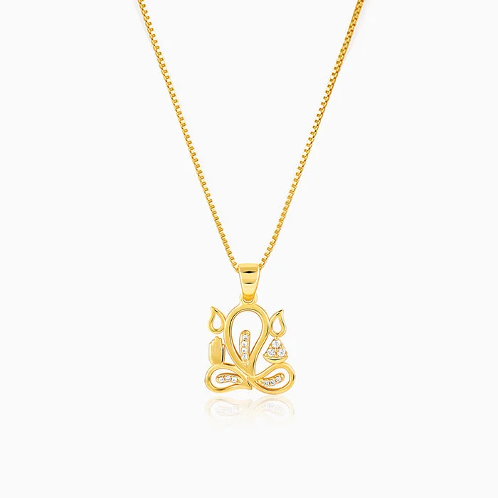 Premium Jewelry At Special Low Prices For A Limited Time Golden Gleaming Ganesha Pendant With Link Chain For Him