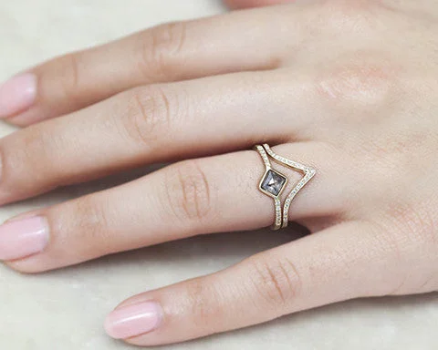Exclusive Gemstone Jewelry At Special Prices Square Grey Rose-cut Diamond Pavé Ring
