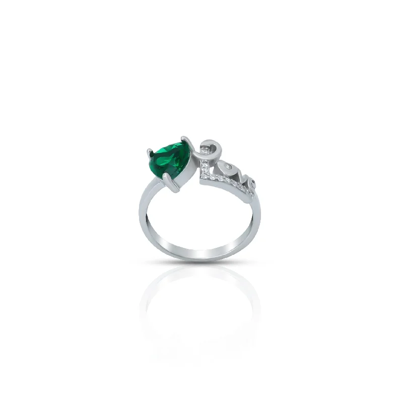 Bohemian-Inspired Jewelry For Free-Spirited Fashion Heart Shaped Emerald Love Silver Ring