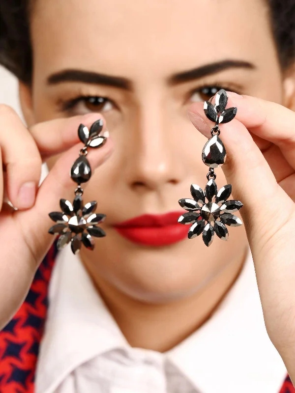 Shop Dazzling Jewelry At The Best Prices Odette Women Silver Floral Crystal Drop Earrings Shop Dazzling Jewelry At The Best Prices Odette Women Silver Floral Crystal Drop Earrings