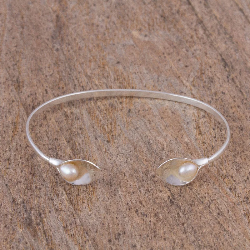 Jewelry Clearance Sale – Final Reductions Purity and Elegance Bracelet