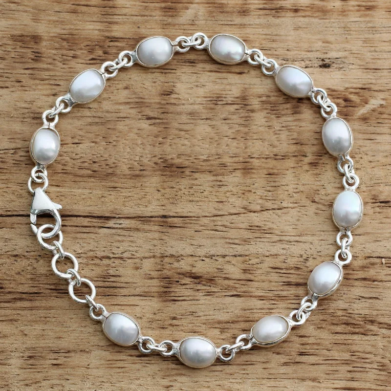Affordable Luxury Jewelry For Every Occasion Romantic Aura Pearl & Silver Bracelet