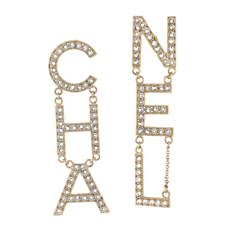 Flash Jewelry Sale – Get Stunning Pieces At Low Prices CHA-NEL Drop Earrings Metal with Crystals Flash Jewelry Sale – Get Stunning Pieces At Low Prices CHA-NEL Drop Earrings Metal with Crystals