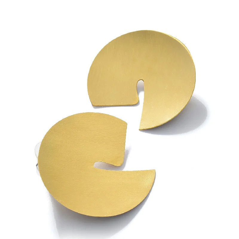 Limited-Stock Jewelry Clearance – Grab Your Favorites Now Gold Plated Designer Geometric Studs
