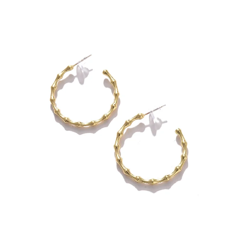 Shop Dazzling Jewelry With Special Promotional Discounts Gold-toned Contemporary Ear Cuff Earrings Shop Dazzling Jewelry With Special Promotional Discounts Gold-toned Contemporary Ear Cuff Earrings