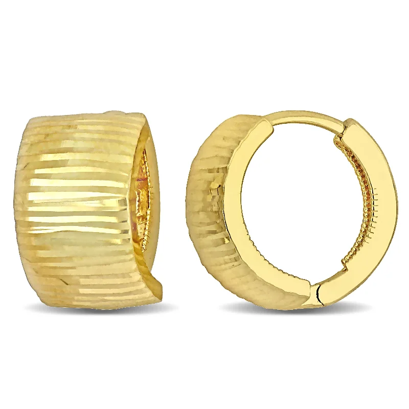 Limited-Stock Jewelry Sale – Once It's Gone, It's Gone Mimi & Max 8mm Ribbed Design Huggie Earrings in 14k Yellow Gold Limited-Stock Jewelry Sale – Once It's Gone, It's Gone Mimi & Max 8mm Ribbed Design Huggie Earrings in 14k Yellow Gold