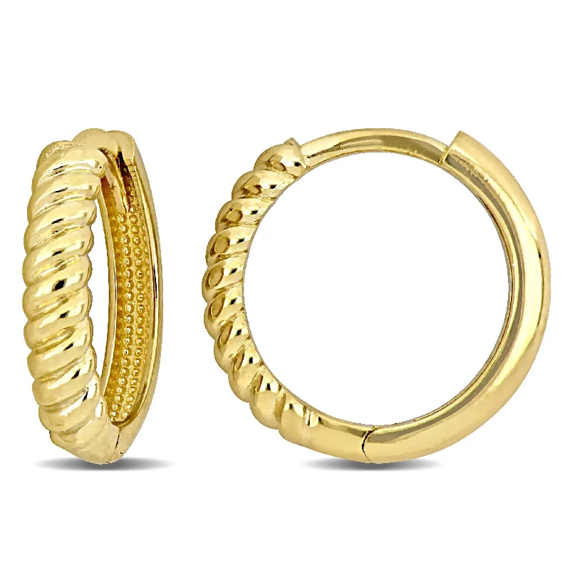 Jewelry Deals That Outshine The Rest Mimi & Max Twist Design Mini Hoop Earrings in 14k Yellow Gold Jewelry Deals That Outshine The Rest Mimi & Max Twist Design Mini Hoop Earrings in 14k Yellow Gold