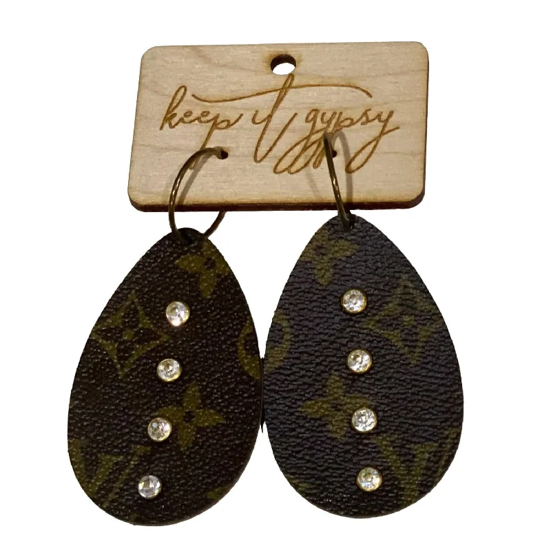 Luxury Jewelry At Unbeatable Discounts Women's Upcycled Oval Earrings With Rhinestones In Army Green Multi Luxury Jewelry At Unbeatable Discounts Women's Upcycled Oval Earrings With Rhinestones In Army Green Multi