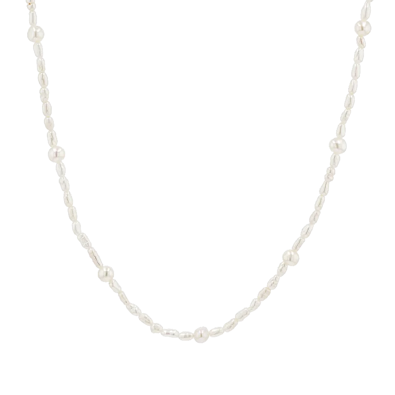 Once-A-Year Jewelry Deals – Shop Before They’Re Gone Dainty Pearl Station Necklace Once-A-Year Jewelry Deals – Shop Before They’Re Gone Dainty Pearl Station Necklace