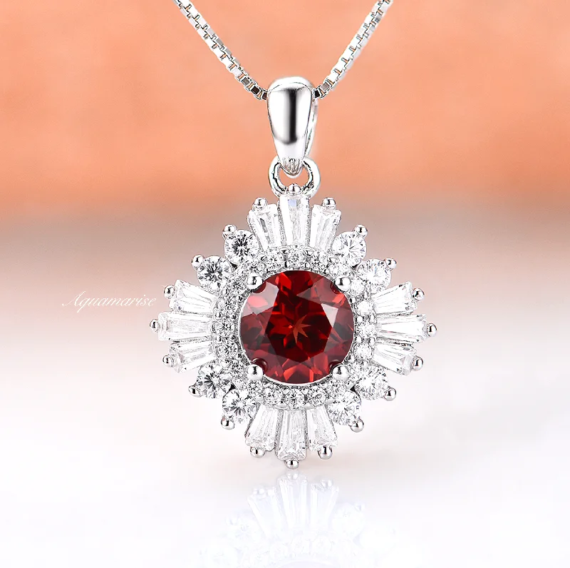 Grab Your Dream Jewelry At The Lowest Prices Joelle Garnet Necklace- Sterling Silver Grab Your Dream Jewelry At The Lowest Prices Joelle Garnet Necklace- Sterling Silver
