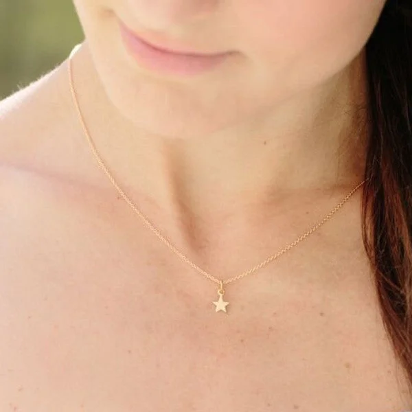 Timeless Elegance, Temporary Discounts – Act Fast Tiny Gold Star