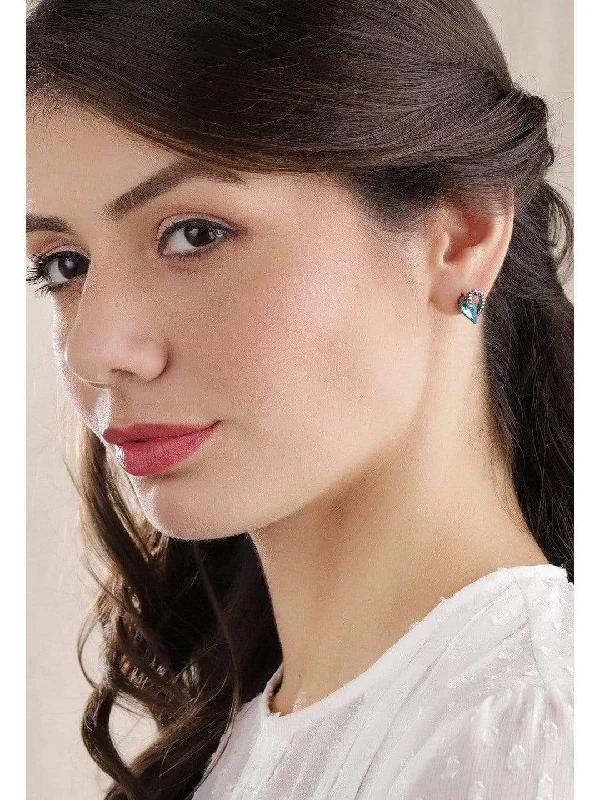 Limited Stock On Premium Jewelry At Low Prices Rubans Silver Plated Handcrafted Sky Blue Stone Stud Earrings Limited Stock On Premium Jewelry At Low Prices Rubans Silver Plated Handcrafted Sky Blue Stone Stud Earrings