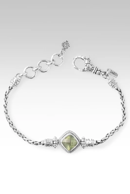 Breathtaking Jewelry At Limited-Time Savings Ethereal Beauty Bracelet™ in Prehnite