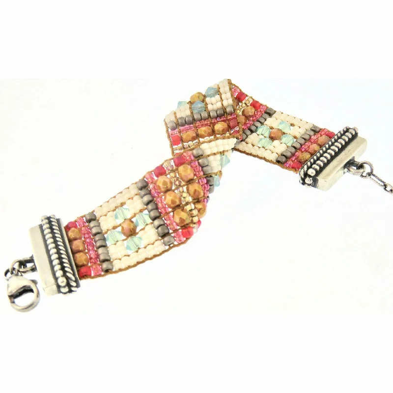 Gorgeous Jewelry, Limited-Time Savings Chili Rose Coral & Cream Silver Tip Beaded Bracelet Gorgeous Jewelry, Limited-Time Savings Chili Rose Coral & Cream Silver Tip Beaded Bracelet
