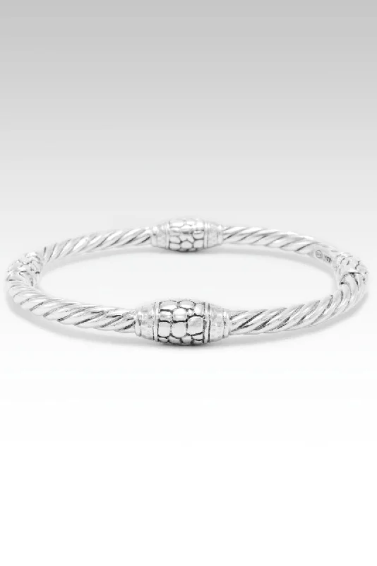 Save On Luxury Jewelry Pieces – Limited-Time Offers Hopeful Heart Bangle™ in Watermark