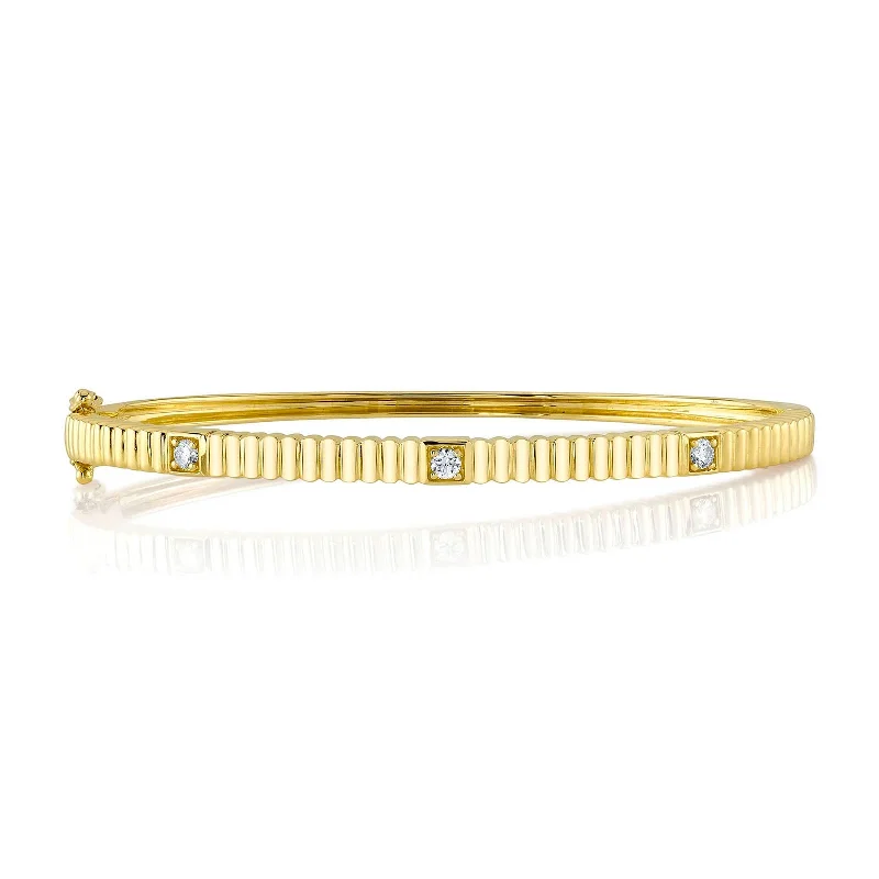 Trending Jewelry Styles Now At Limited-Time Discounts Diamond Grooved Bangle