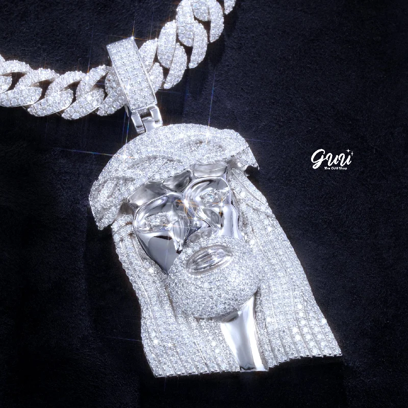Last Chance To Shop High-End Jewelry At Markdown Prices 925S & VVS Moissanite Jesus In White Gold